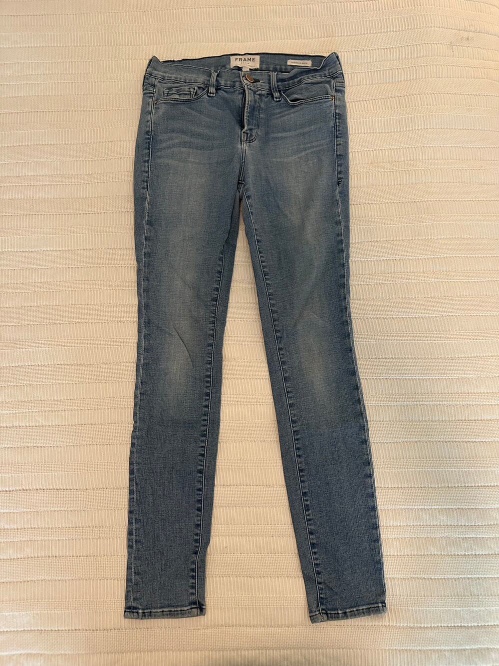 Frame 29 Light Wash Le Skinny De Jeanne